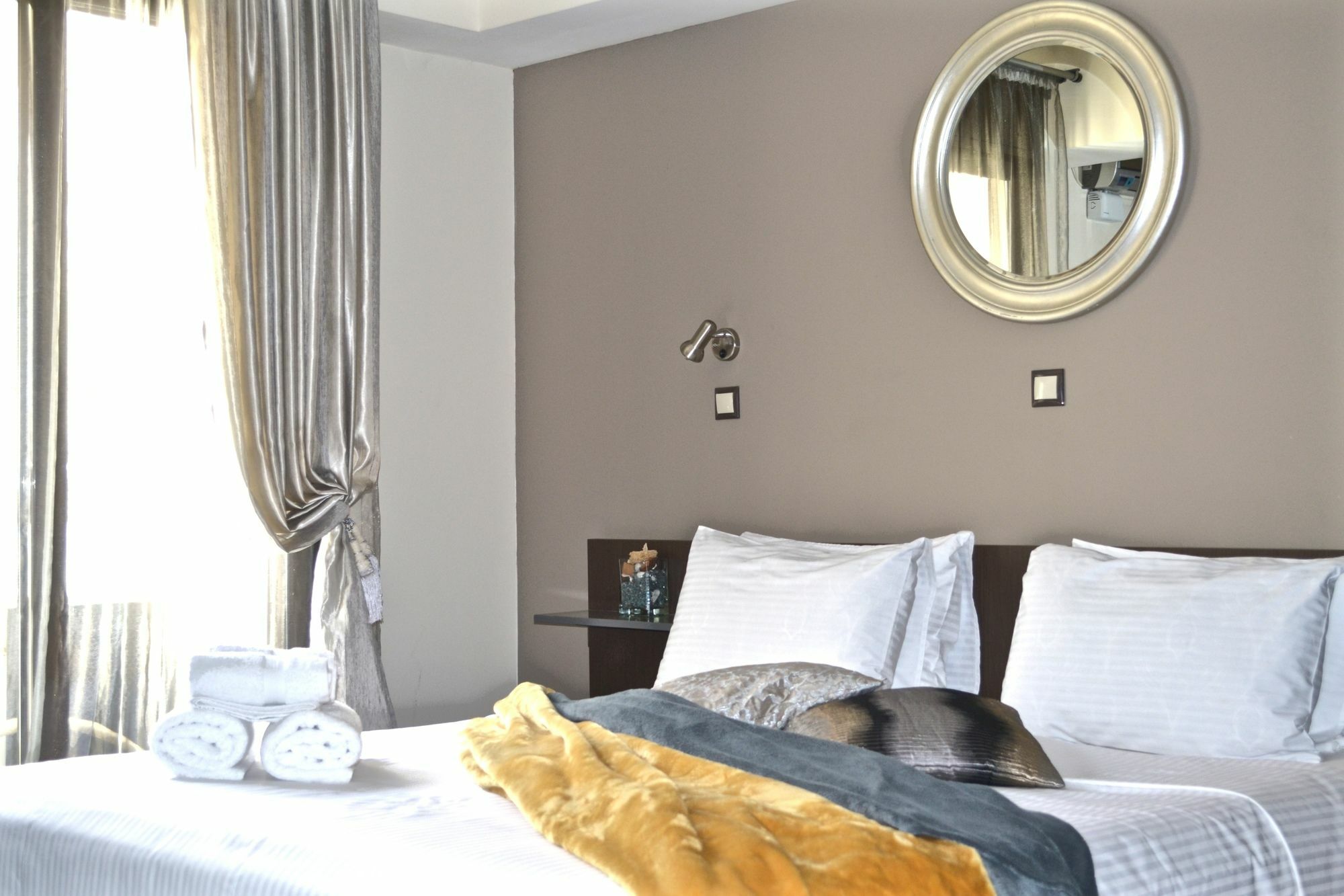 Athens Luxury Suites Exterior foto