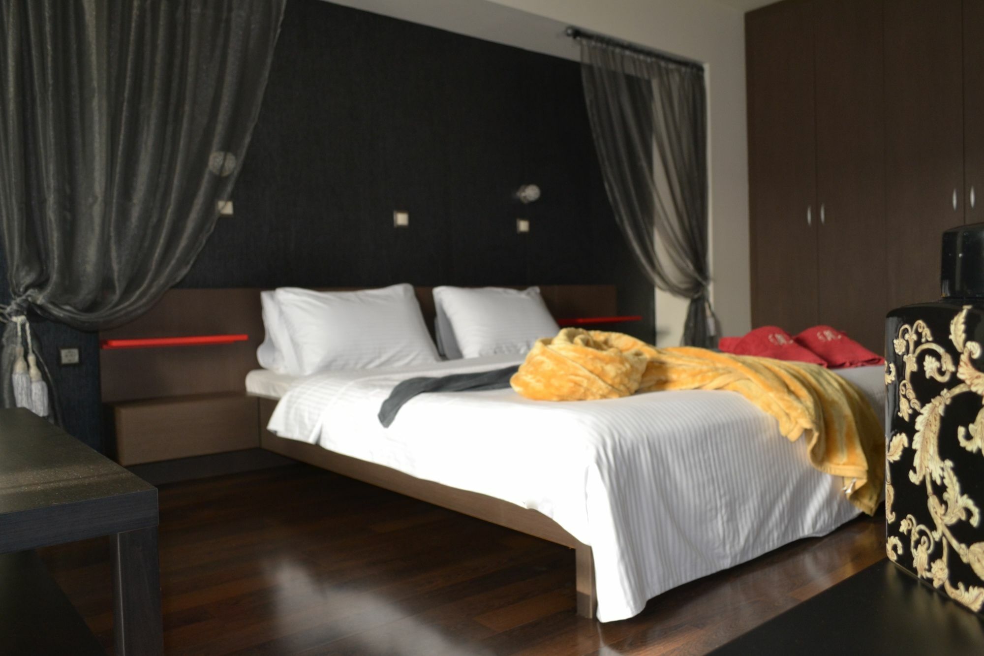 Athens Luxury Suites Exterior foto